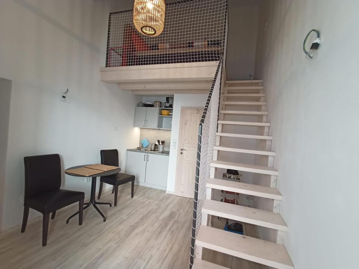 Swiss House Apartments Slavonice Exterior foto